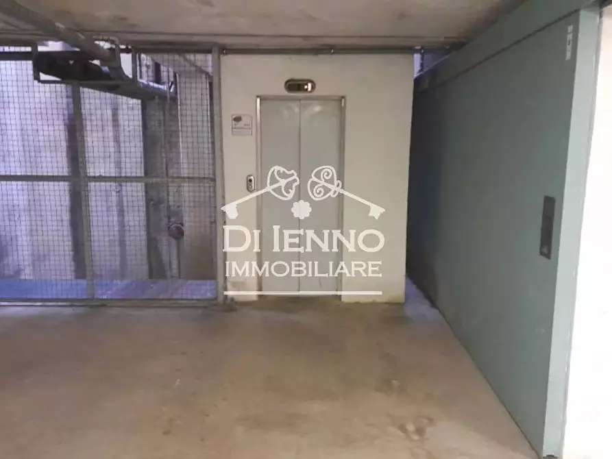 Immagine 13 di Appartamento in vendita  in Viale Liegi a Roma