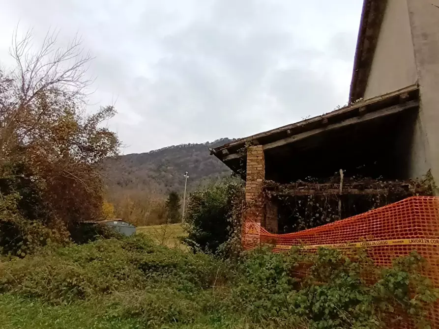 Immagine 5 di Terreno edificabile in vendita  a Refrontolo