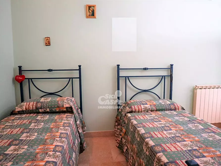 Immagine 37 di Casa trifamiliare in vendita  a Marsala