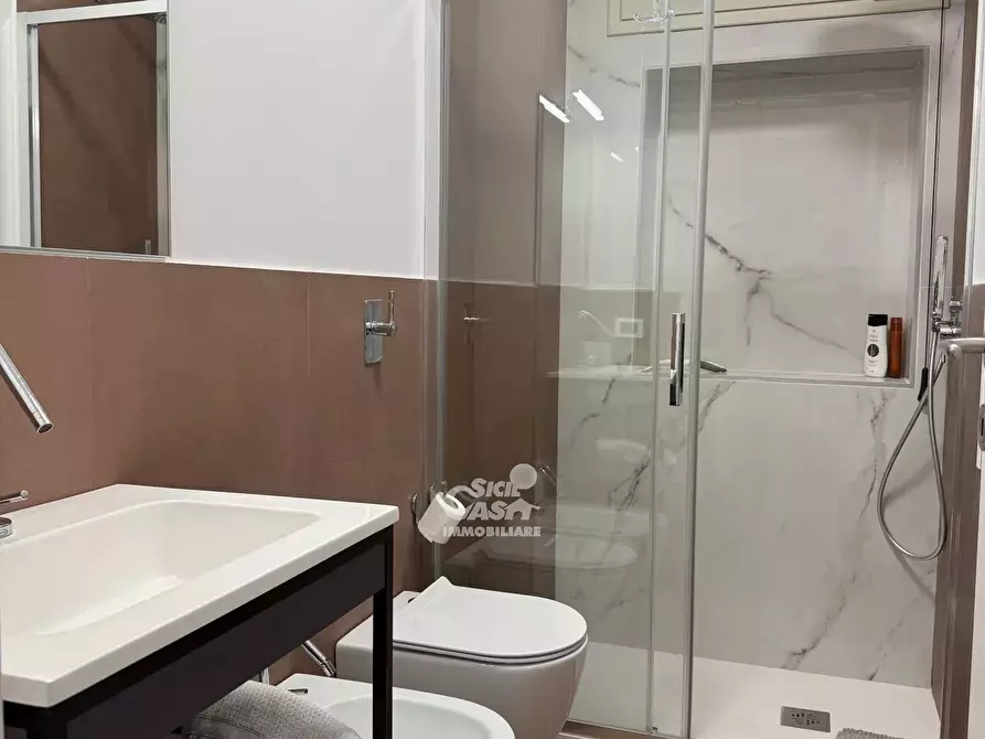 Immagine 10 di Casa trifamiliare in affitto  a Marsala