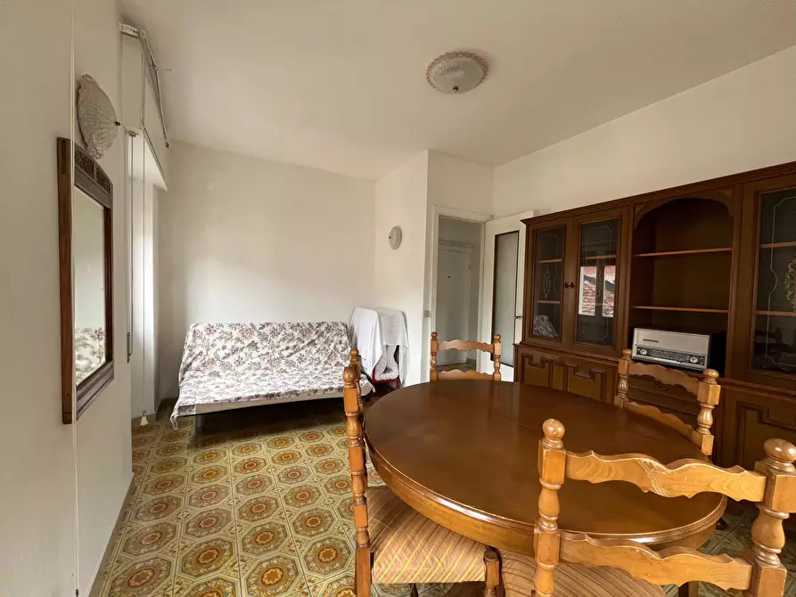 Immagine 3 di Casa trifamiliare in vendita  in Via Brigata Berto San Salvatore a Avegno