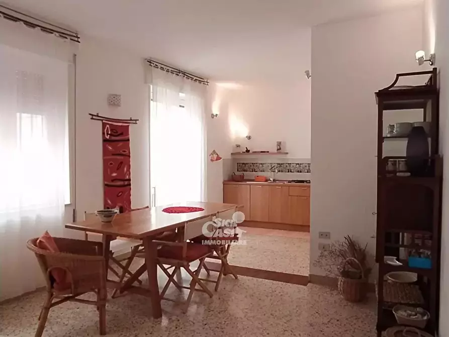 Immagine 21 di Casa trifamiliare in affitto  a Marsala