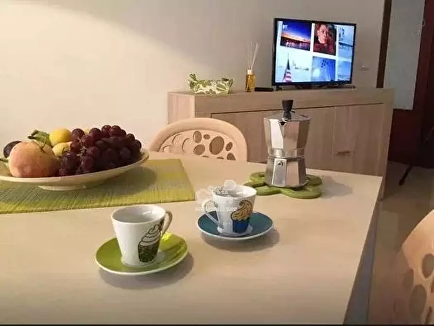 Immagine 2 di Casa trifamiliare in affitto  a Marsala