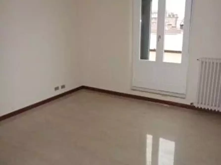 Immagine 12 di Casa trifamiliare in affitto  in Via Giovanni Boccaccio a Milano