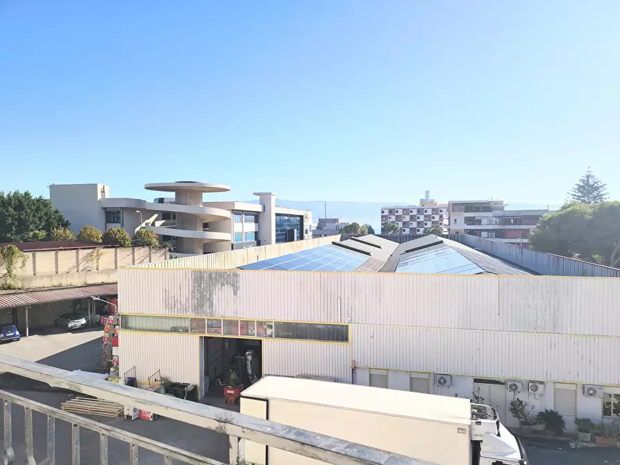 Immagine 15 di Casa trifamiliare in vendita  in Contrada Filangeri a Messina