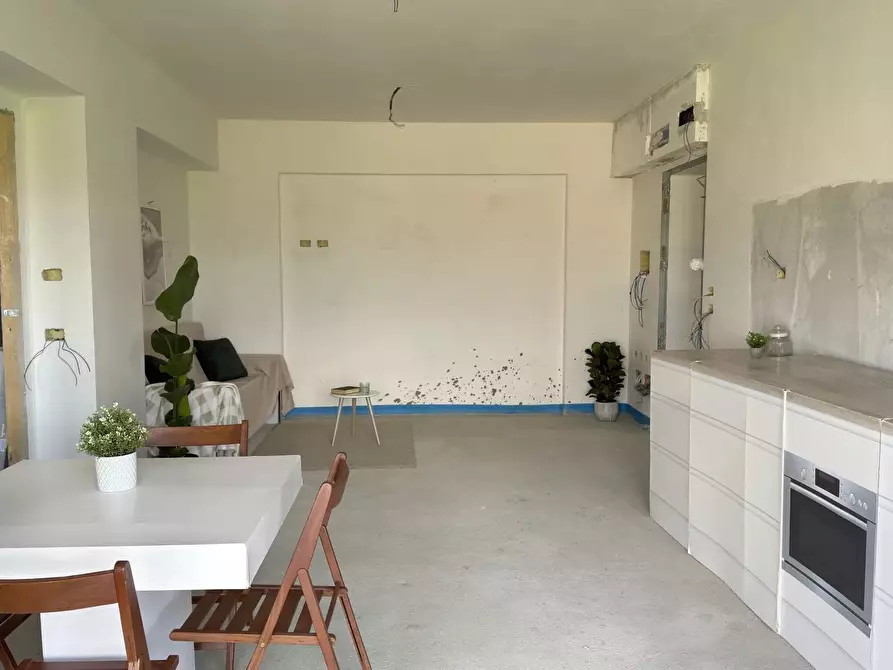 Immagine 14 di Casa trifamiliare in vendita  in contrada Cavoni a Altilia