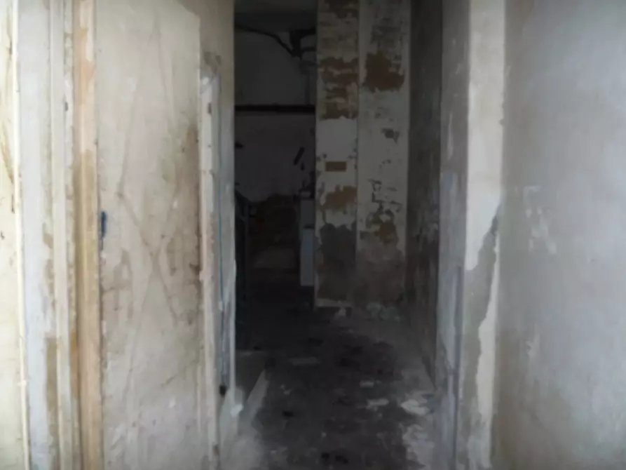 Immagine 5 di Casa trifamiliare in vendita  in Via Nicola Fabrizi, n. 5 a Messina