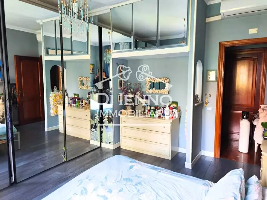 Immagine 17 di Casa trifamiliare in vendita  in Via Campodimele, 75 a Roma