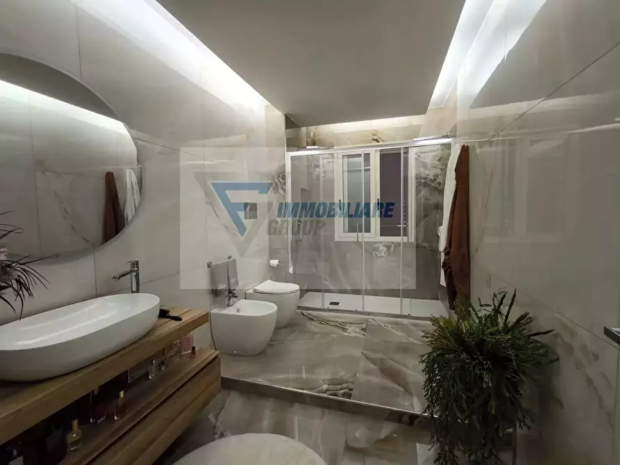 Immagine 25 di Casa trifamiliare in vendita  in Via Ippolito Nievo a Siracusa