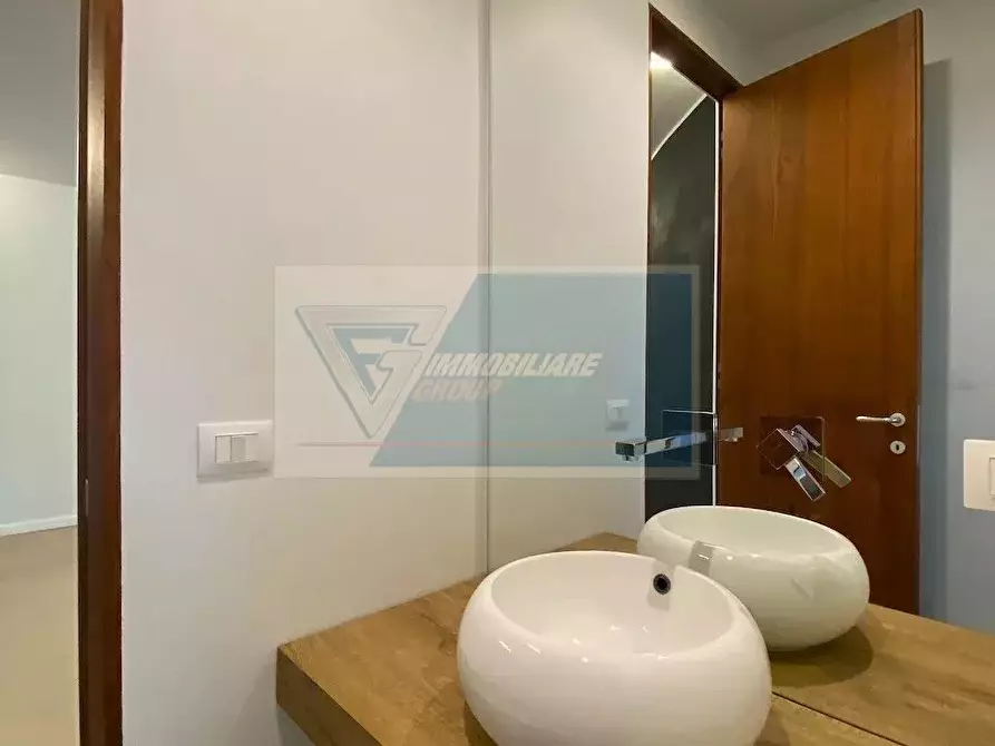 Immagine 17 di Castello in vendita  in Viale Tica a Siracusa