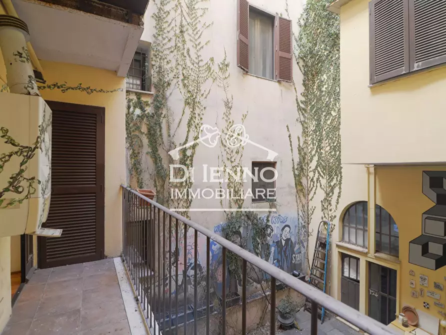 Immagine 23 di Attico in vendita  in Via dei Marsi a Roma