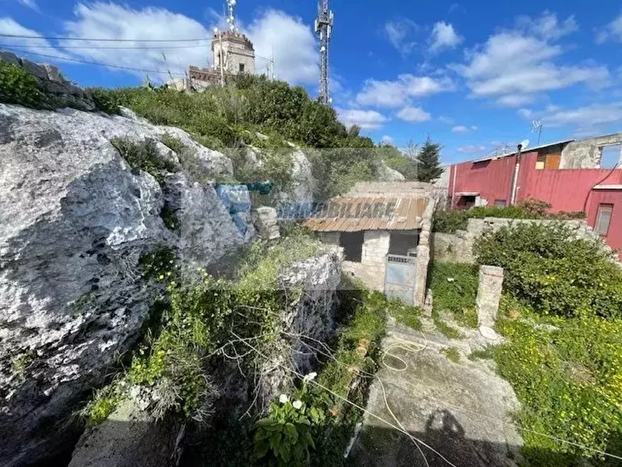 Immagine 17 di Monolocale in vendita  in Via Poggio Del Carancino a Siracusa