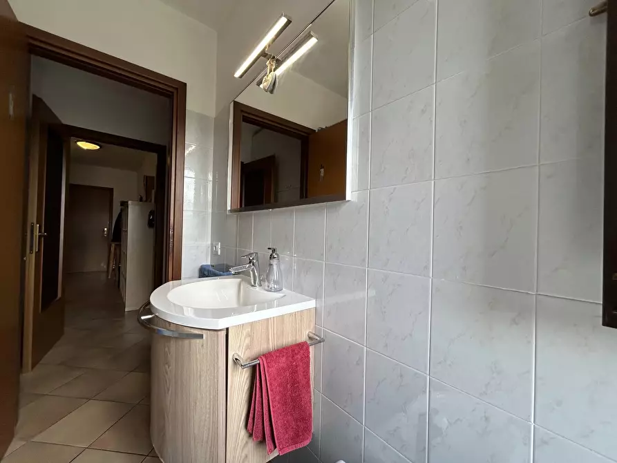 Immagine 21 di Casa trifamiliare in vendita  a Vittorio Veneto
