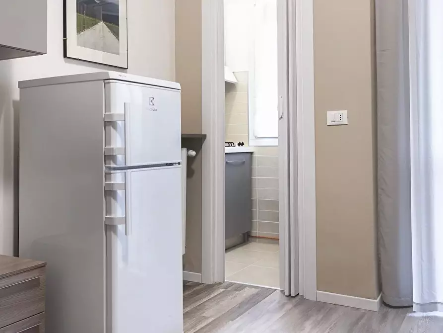 Immagine 11 di Casa trifamiliare in affitto  a Milano