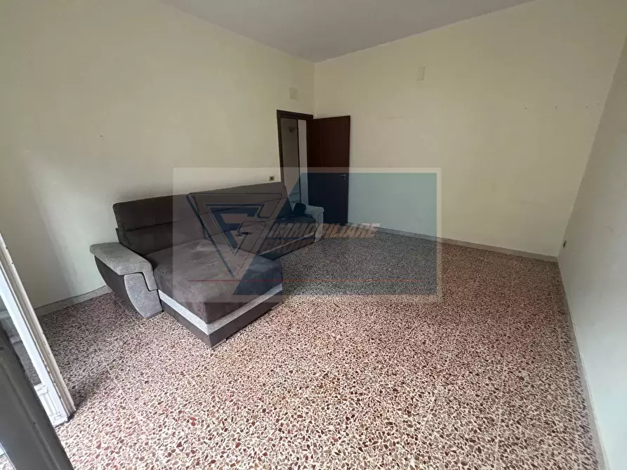 Immagine 1 di Casa trifamiliare in vendita  in Via Simeto a Siracusa