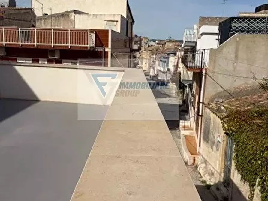 Immagine 29 di Monolocale in vendita  in Via Poggio del Carancino a Siracusa