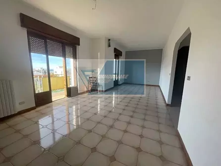 Immagine 5 di Casa trifamiliare in vendita  in Via Pirandello a Buccheri