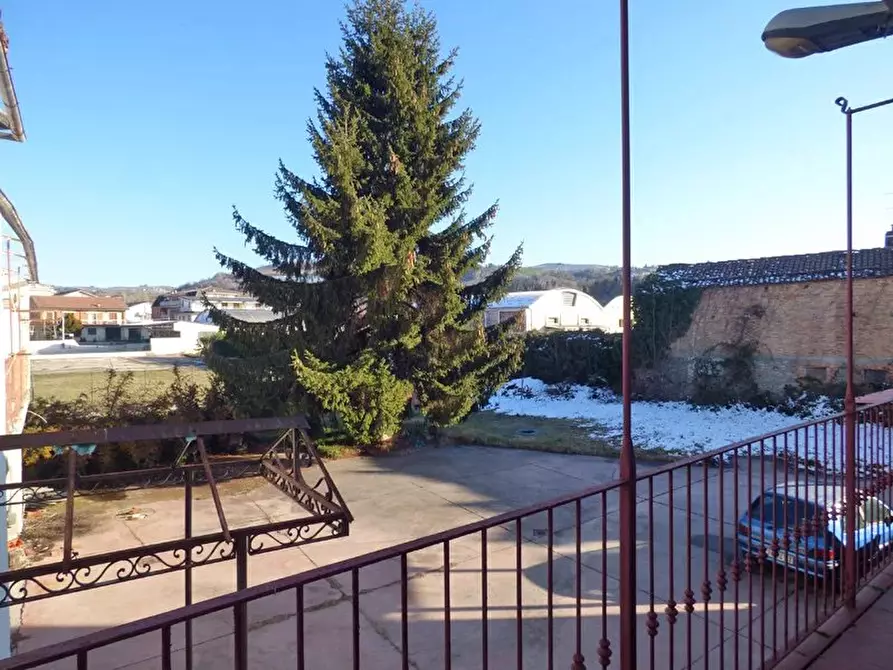 Immagine 7 di Casa trifamiliare in vendita  a Dogliani