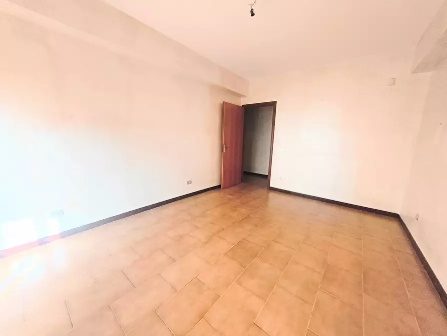 Immagine 13 di Casa trifamiliare in vendita  a Messina