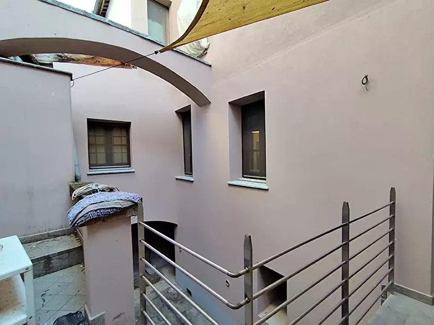Immagine 17 di Casa trifamiliare in vendita  a Dogliani