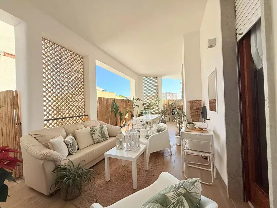 Immagine 3 di Casa trifamiliare in vendita  a Marsala