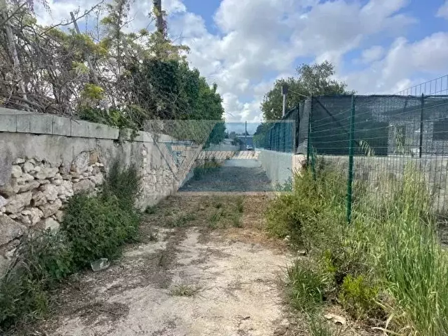Immagine 7 di Terreno in affitto  in Viale Paolo Orsi a Siracusa