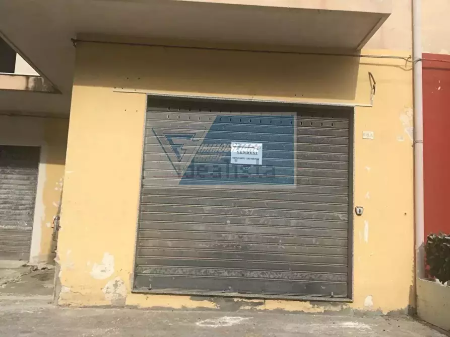 Immagine 2 di Casa trifamiliare in vendita  in Via Alcide De Gasperi a Siracusa