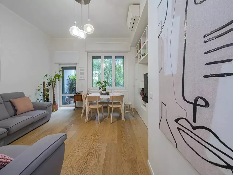 Immagine 10 di Casa trifamiliare in vendita  in Via Giovanni Pacini, 23 a Milano