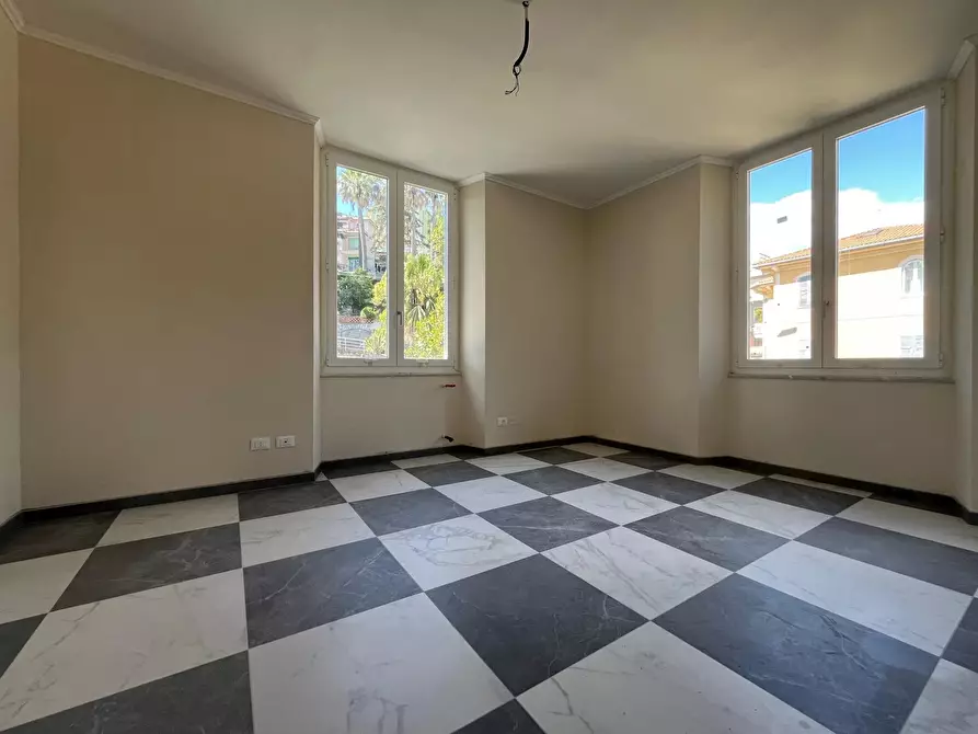 Immagine 19 di Casa trifamiliare in vendita  in Via Duchessa Canevaro a Avegno