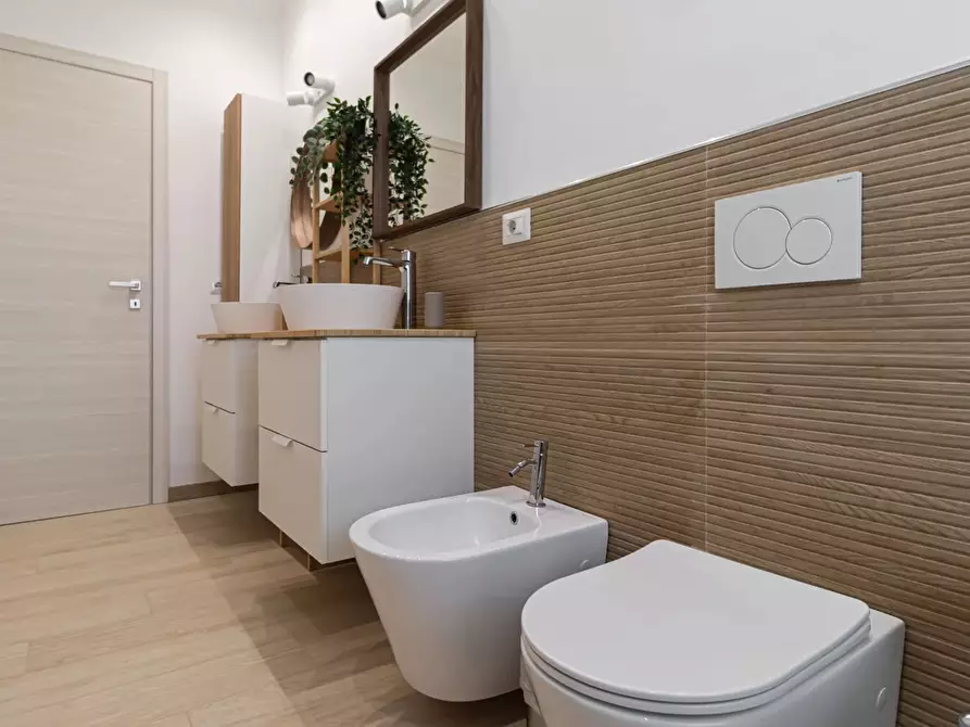 Immagine 15 di Casa trifamiliare in vendita  in Via Felice Venosta, 31 a Milano