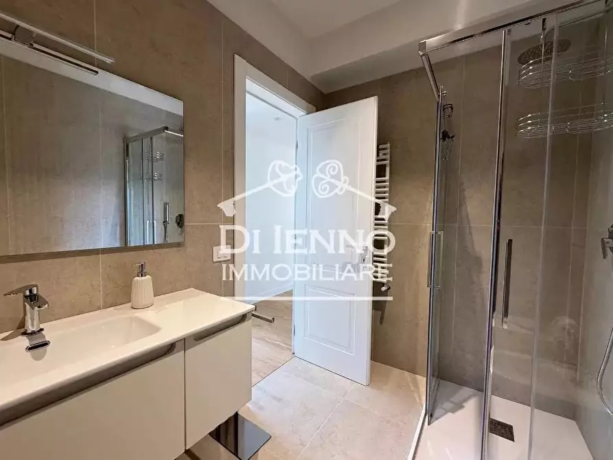 Immagine 12 di Casa trifamiliare in affitto  in Via Madesimo a Roma