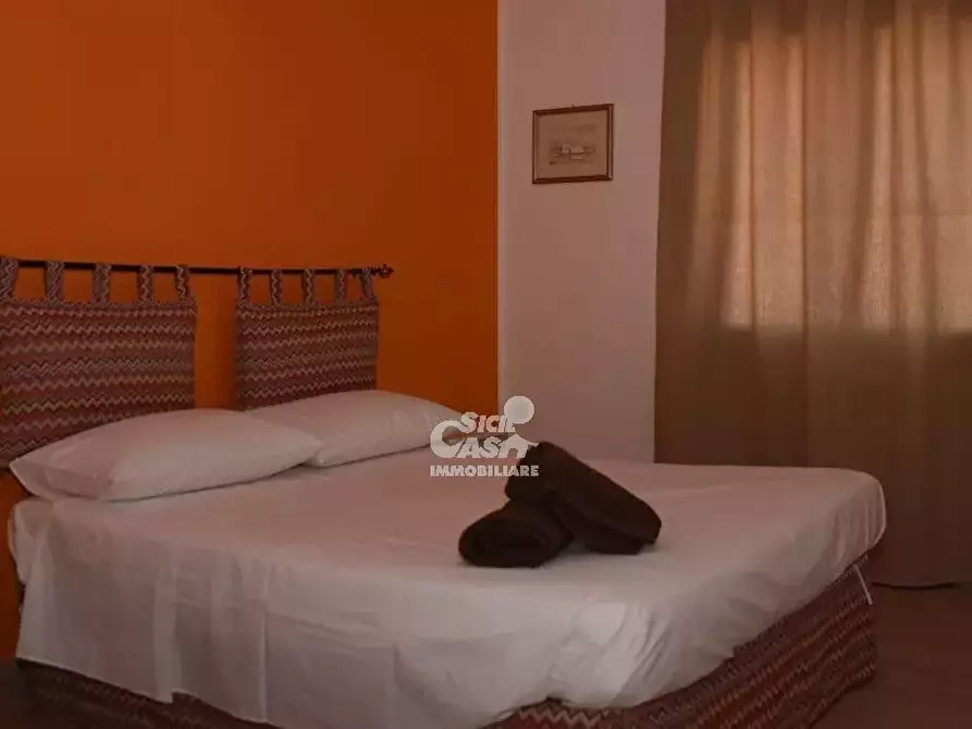 Immagine 16 di Casa trifamiliare in affitto  a Marsala