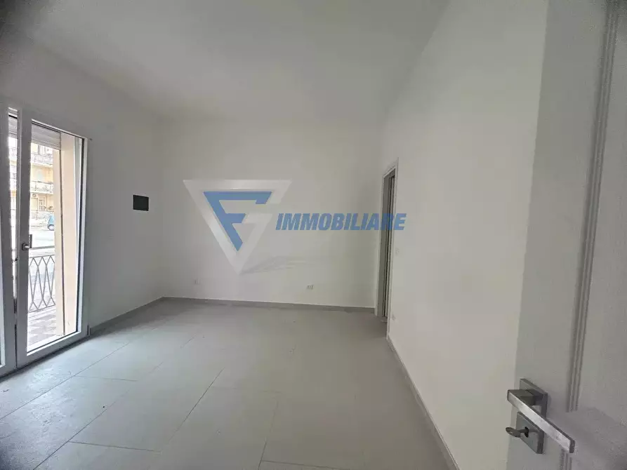 Immagine 9 di Casa trifamiliare in vendita  in via monte bianco a Siracusa