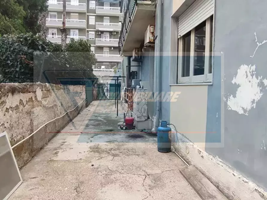 Immagine 8 di Casa trifamiliare in vendita  in Via Cassaro, 11 a Siracusa