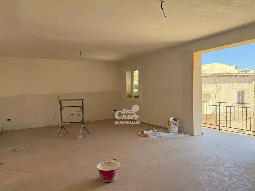 Immagine 34 di Casa trifamiliare in vendita  a Marsala