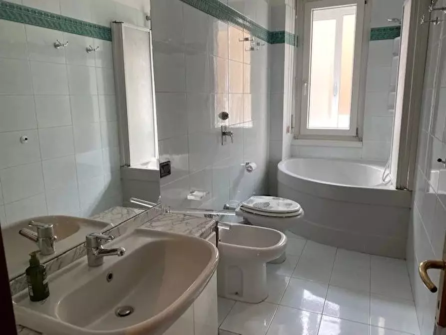 Immagine 14 di Casa trifamiliare in affitto  in VIALE BRIANZA a Milano