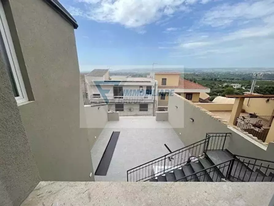 Immagine 14 di Casa trifamiliare in affitto  in Via Plebiscito a Siracusa