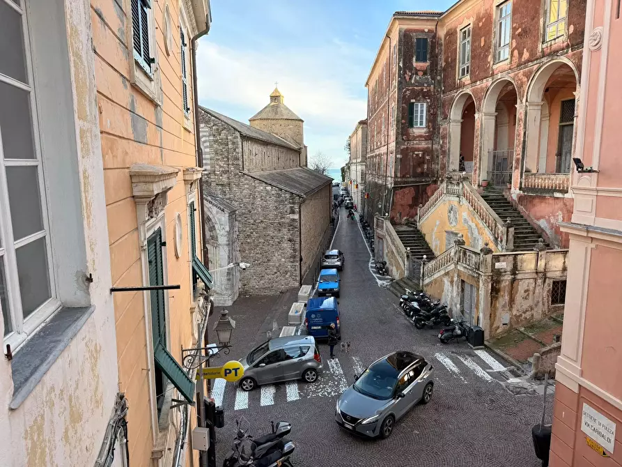 Immagine 1 di Casa trifamiliare in vendita  in Via Giuseppe Garibaldi, 6 a Ventimiglia