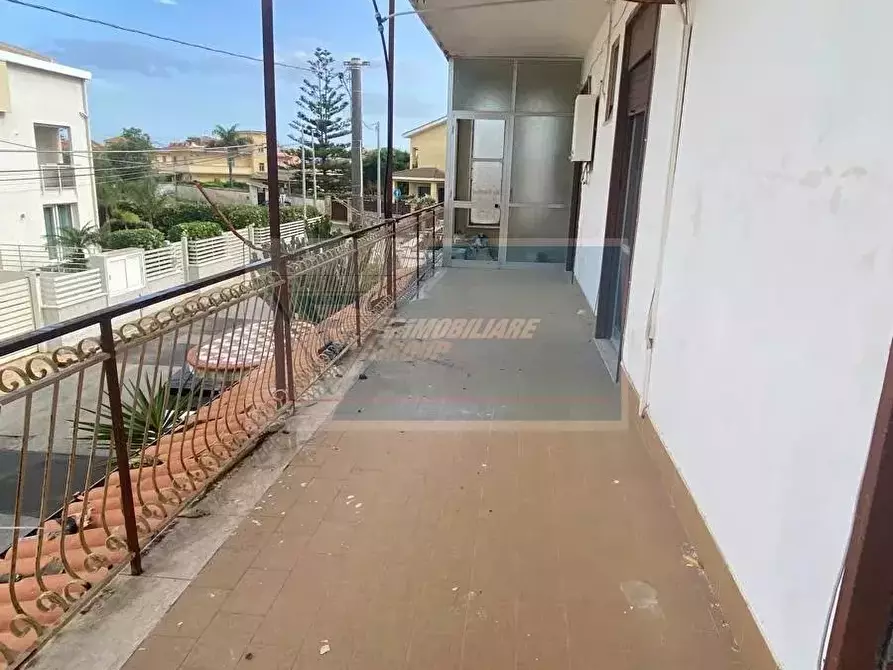 Immagine 6 di Casa trifamiliare in vendita  in Via Favara a Siracusa