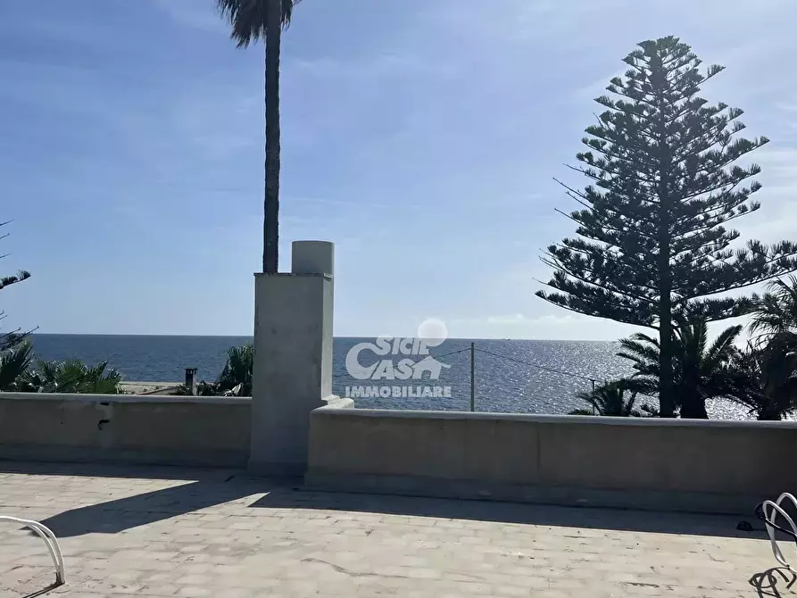 Immagine 21 di Casa trifamiliare in vendita  a Marsala