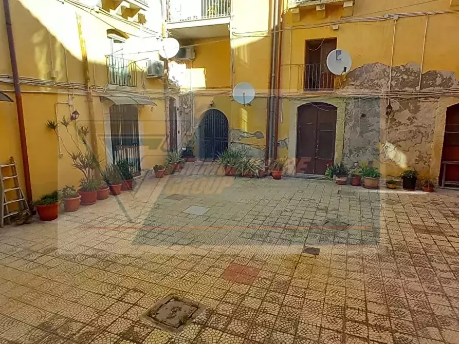 Immagine 6 di Casa trifamiliare in vendita  in Corso Umberto I, 49 a Siracusa