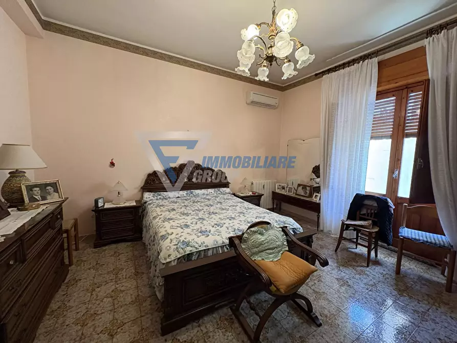 Immagine 6 di Casa trifamiliare in vendita  in Via Chiaramonte Gulfi a Siracusa