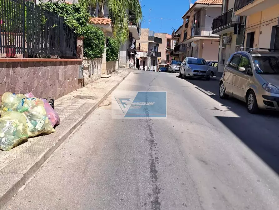 Immagine 5 di Casa trifamiliare in vendita  in Via Giuseppe Giusti, 25 a Buccheri