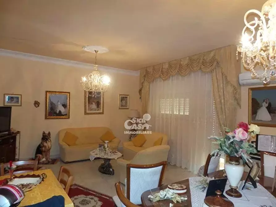 Immagine 3 di Casa trifamiliare in vendita  a Marsala