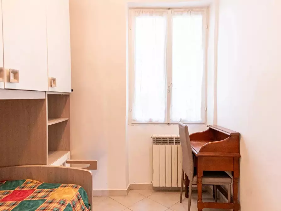 Immagine 14 di Casa trifamiliare in vendita  a Ventimiglia