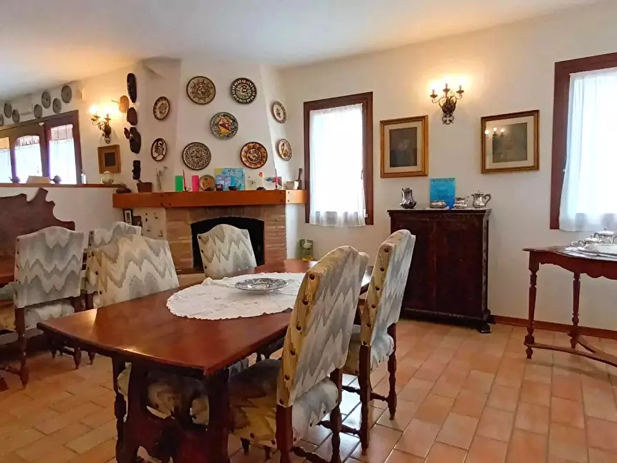 Immagine 25 di Terreno edificabile in vendita  a Refrontolo