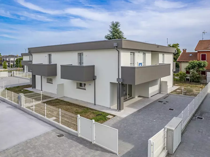 Immagine 1 di Terreno edificabile in vendita  a Piove Di Sacco