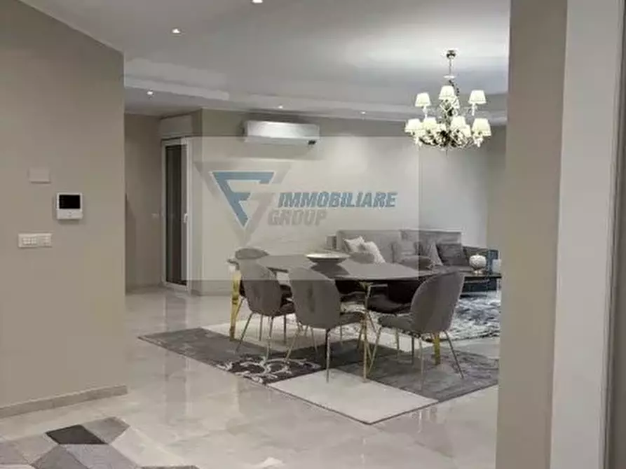 Immagine 19 di Casa trifamiliare in vendita  in Via San Giovanni a Buccheri