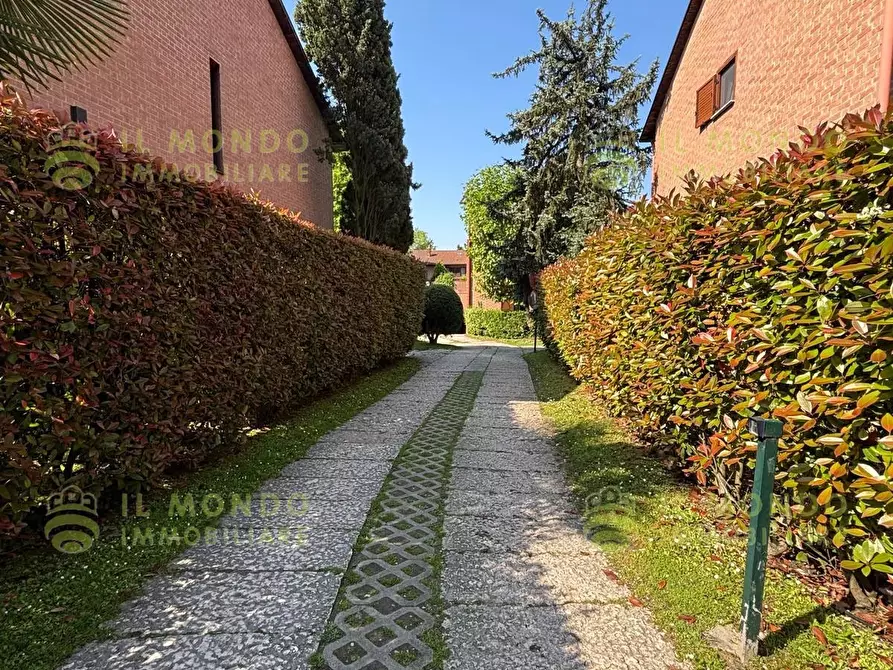 casa indipendente in vendita a Cerro al Lambro