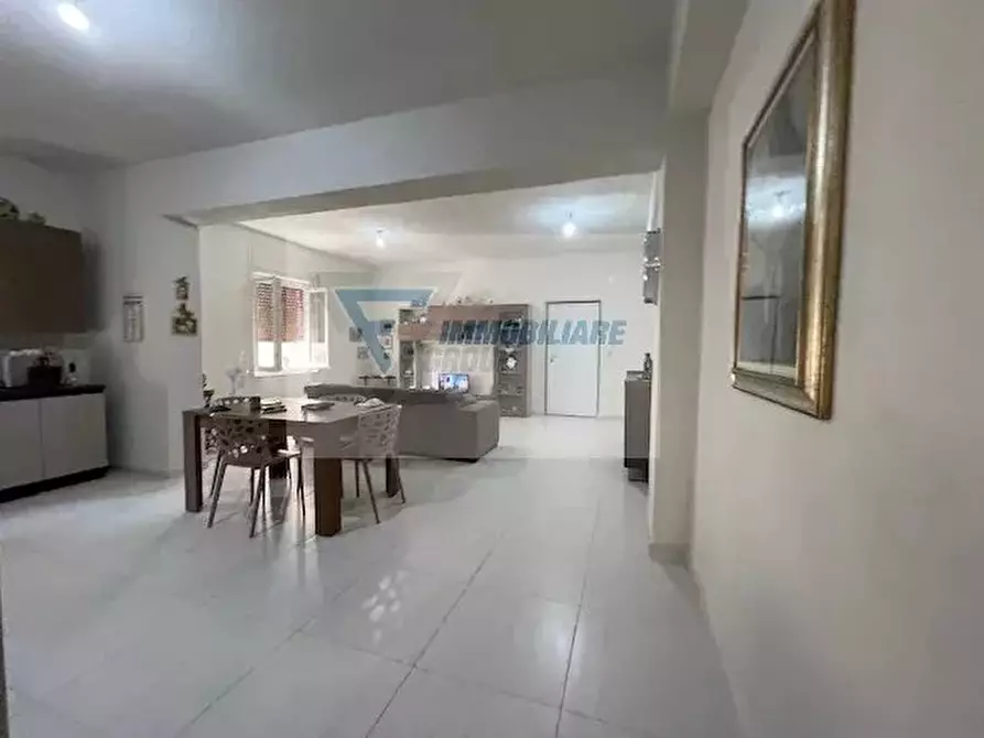 Immagine 7 di Casa trifamiliare in vendita  in Viale Zecchino a Siracusa